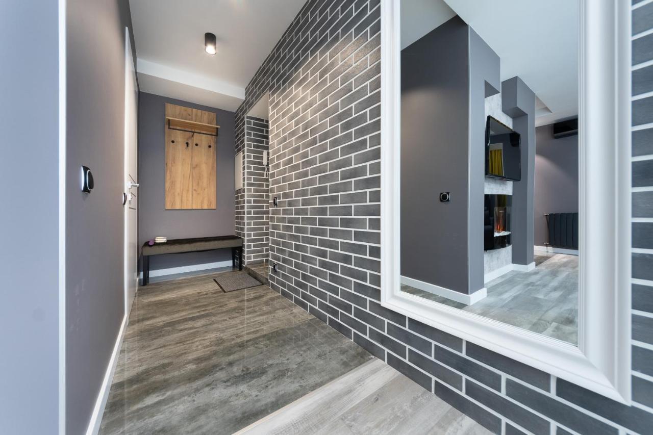 Luxrent Apartments On Lesi Ukrainki - Kiev Exterior foto