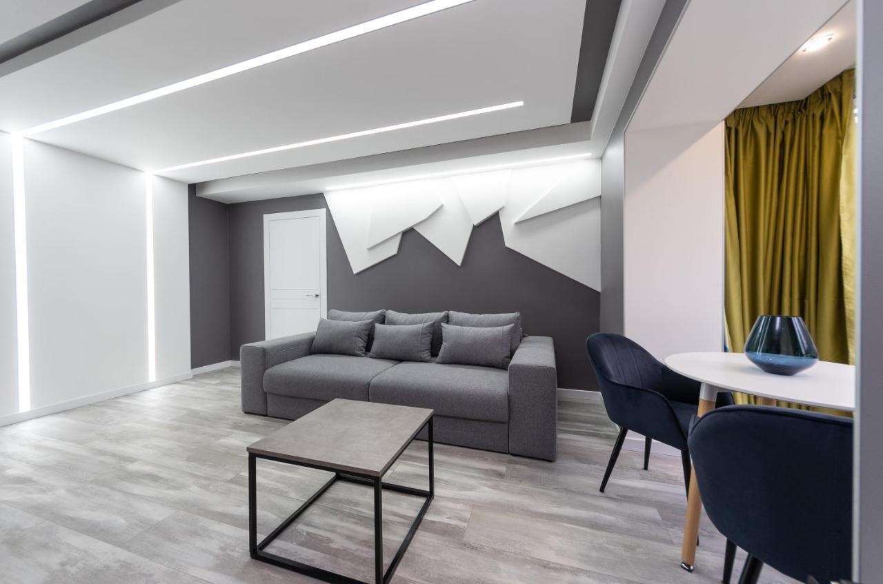 Luxrent Apartments On Lesi Ukrainki - Kiev Exterior foto