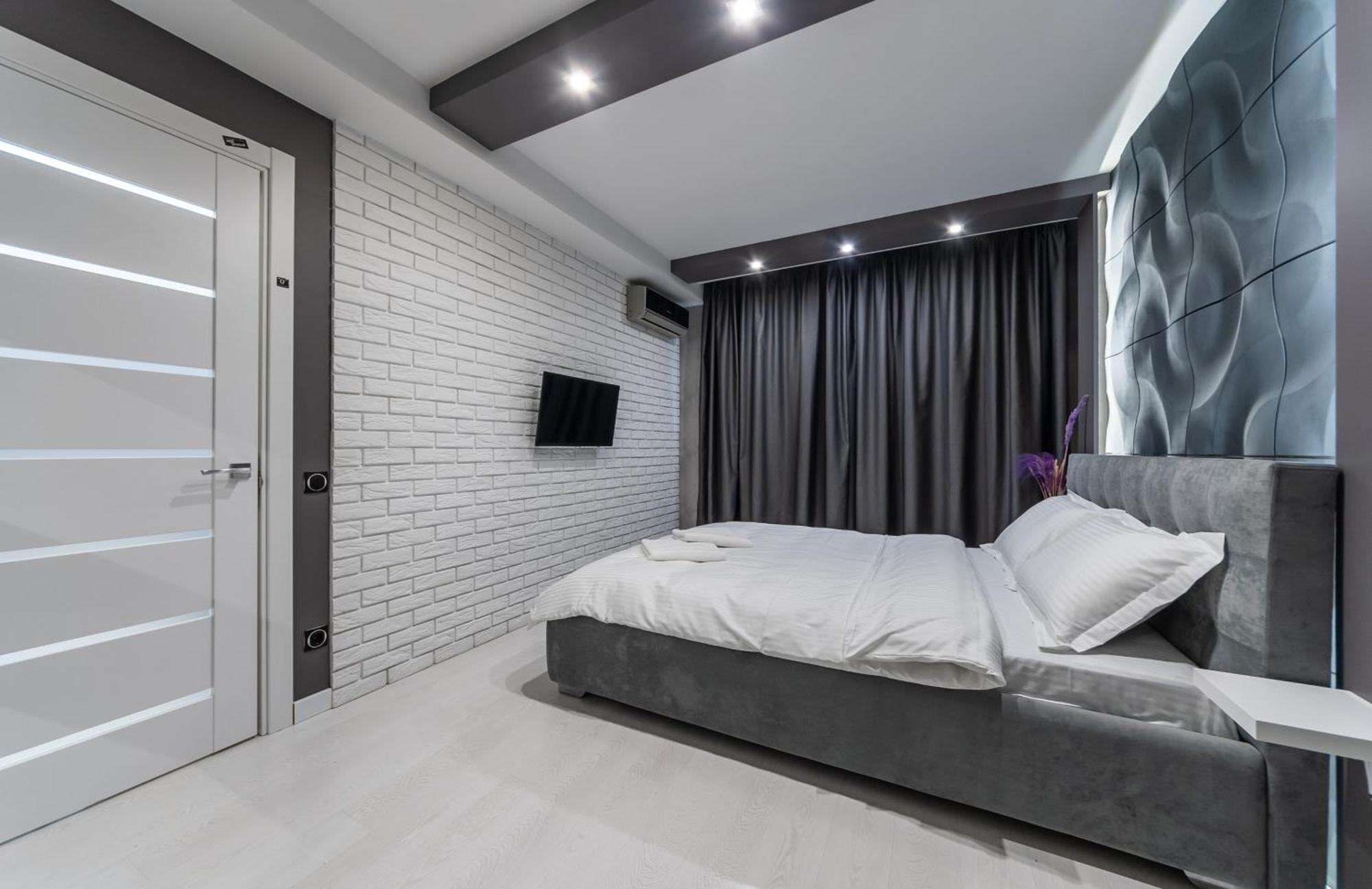 Luxrent Apartments On Lesi Ukrainki - Kiev Exterior foto