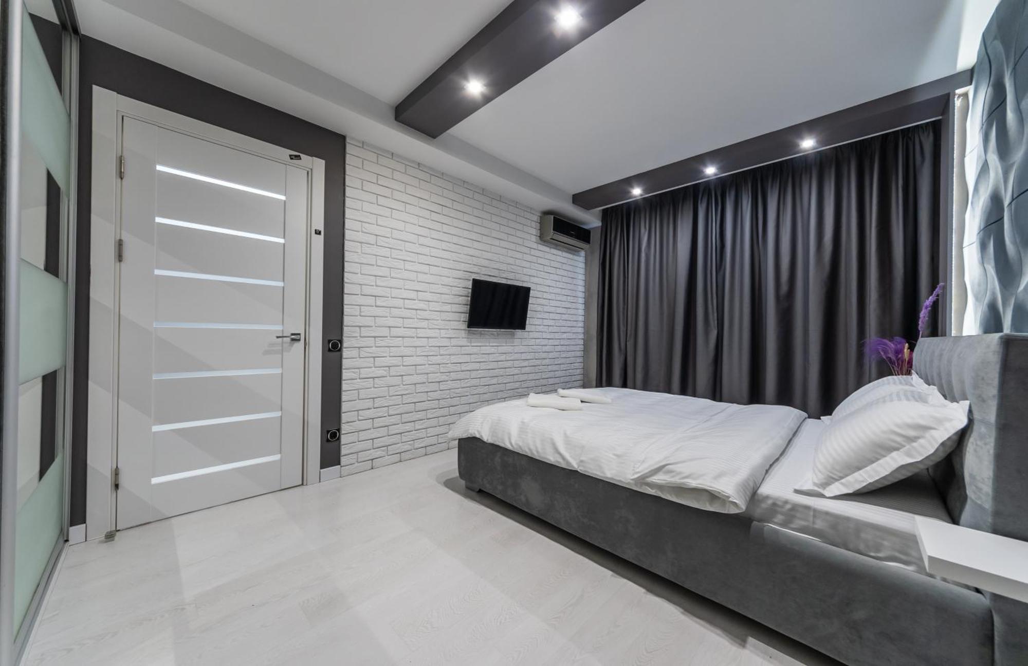 Luxrent Apartments On Lesi Ukrainki - Kiev Exterior foto