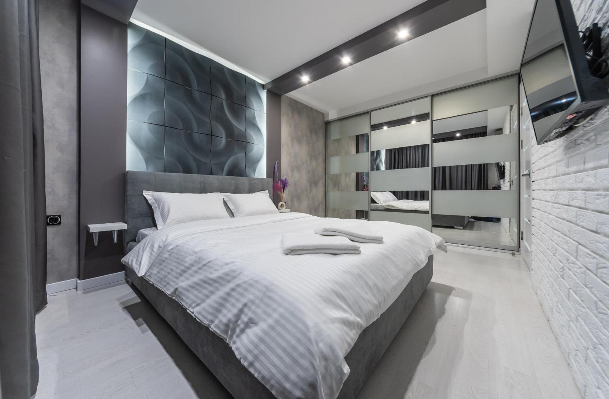 Luxrent Apartments On Lesi Ukrainki - Kiev Exterior foto