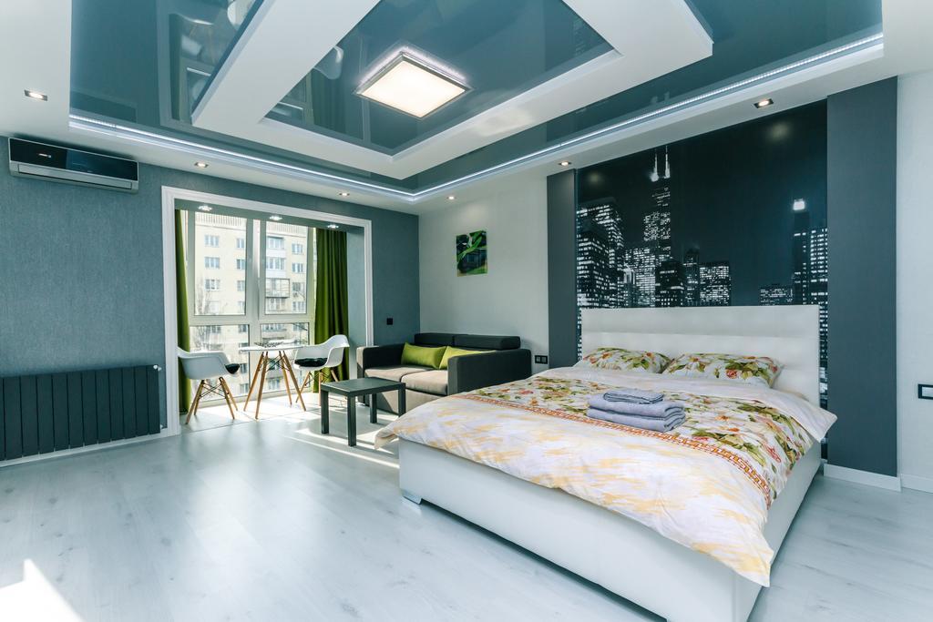 Luxrent Apartments On Lesi Ukrainki - Kiev Exterior foto